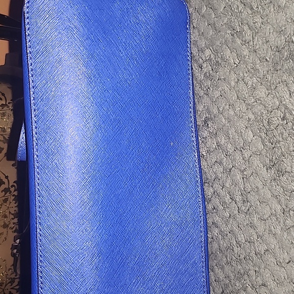 Handbag - Picture 3 of 3